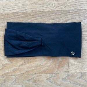 Lululemon headband- post headstand headhugger